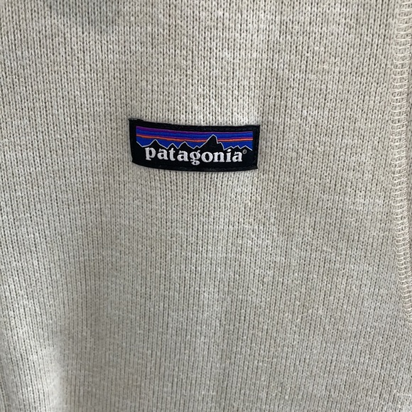 Women’s Patagonia Vest - Picture 2 of 5